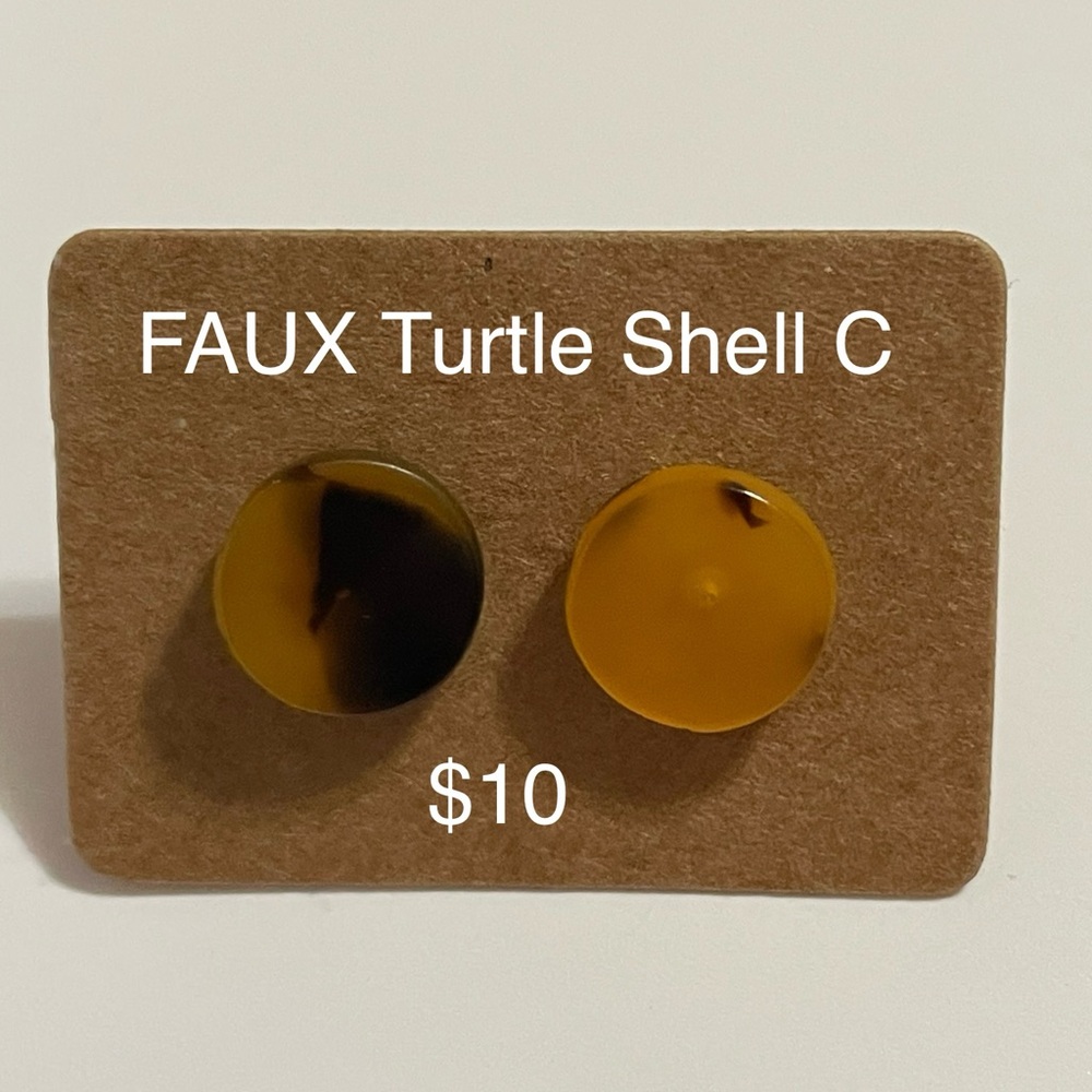 Faux Tortoise Shell Circle Earrings
